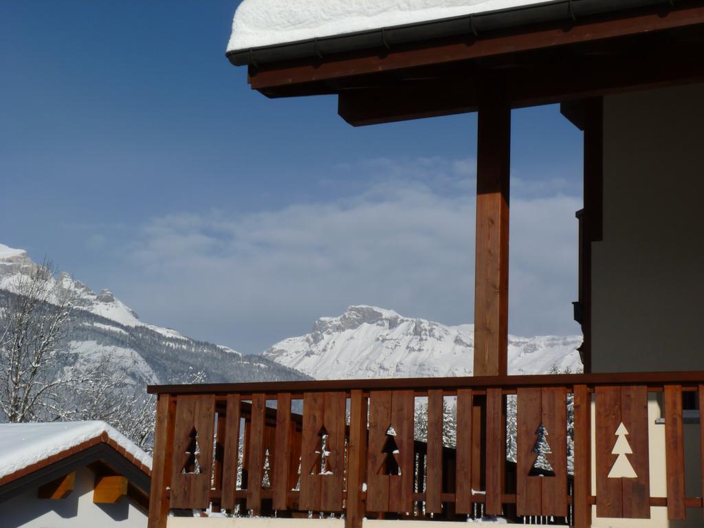 크란스몬타나 Chalet Des Alpes B&B 외부 사진