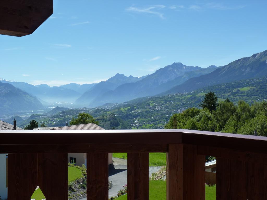 Chalet Des Alpes - Sunset View - 크란스몬타나 외부 사진